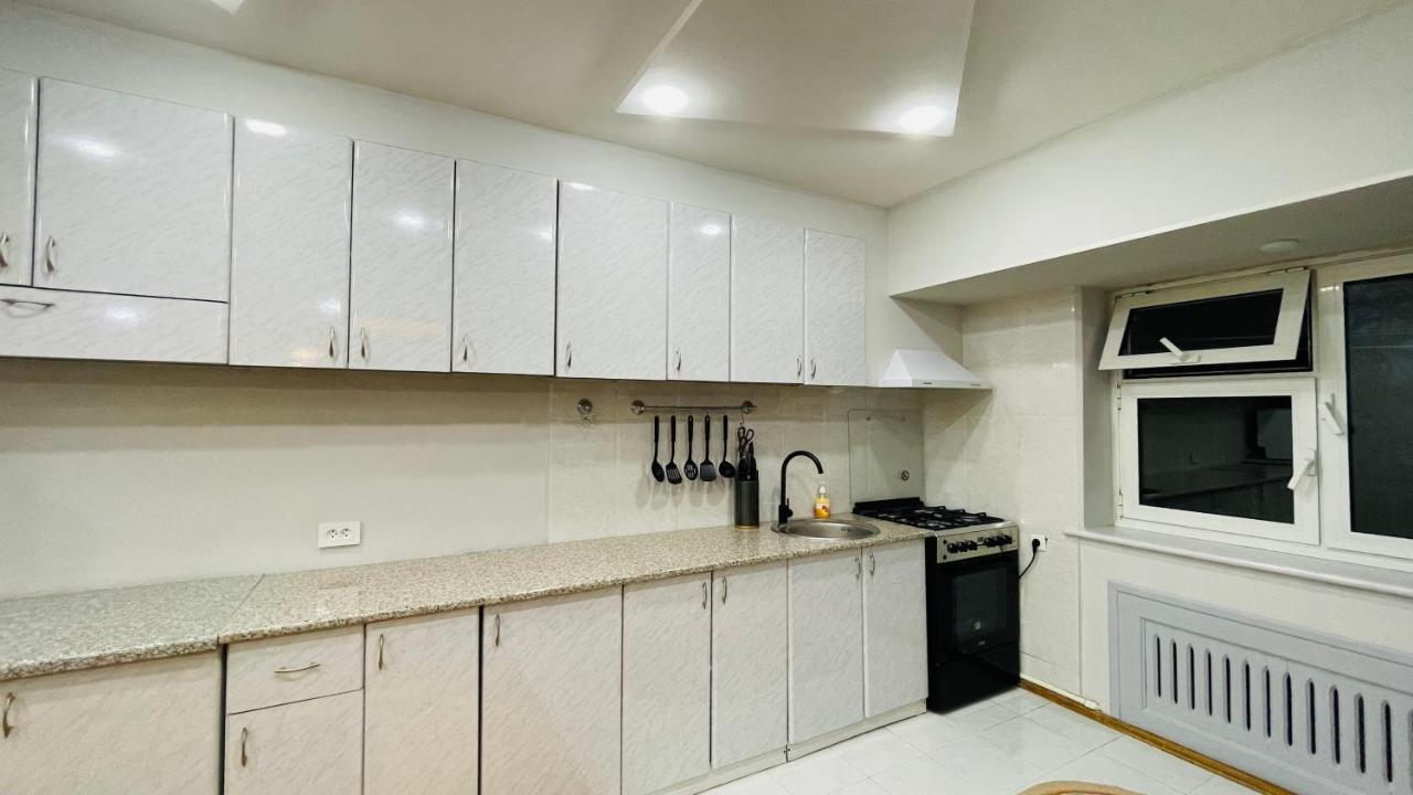 3-Bedroom Apartment On Ohunboboev Taschkent Exterior foto